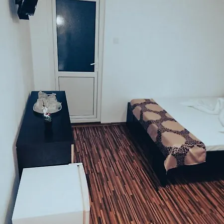 Casa Fortuna Pensión *